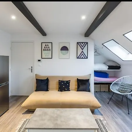 Bienvenue A Type Et Lumineux 2eme Etage Reims